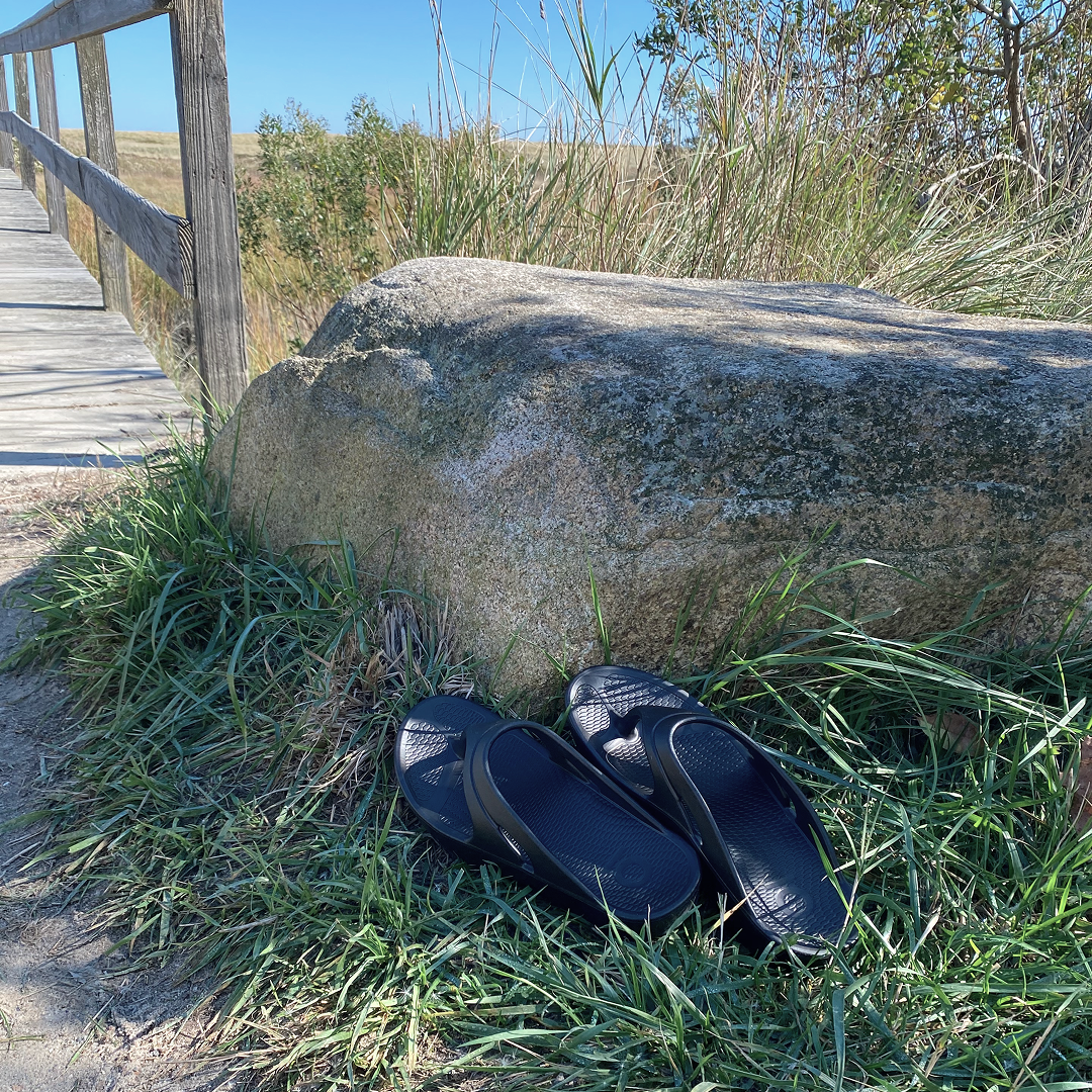 Recovery Flip Flop, Cool Your Jets Black